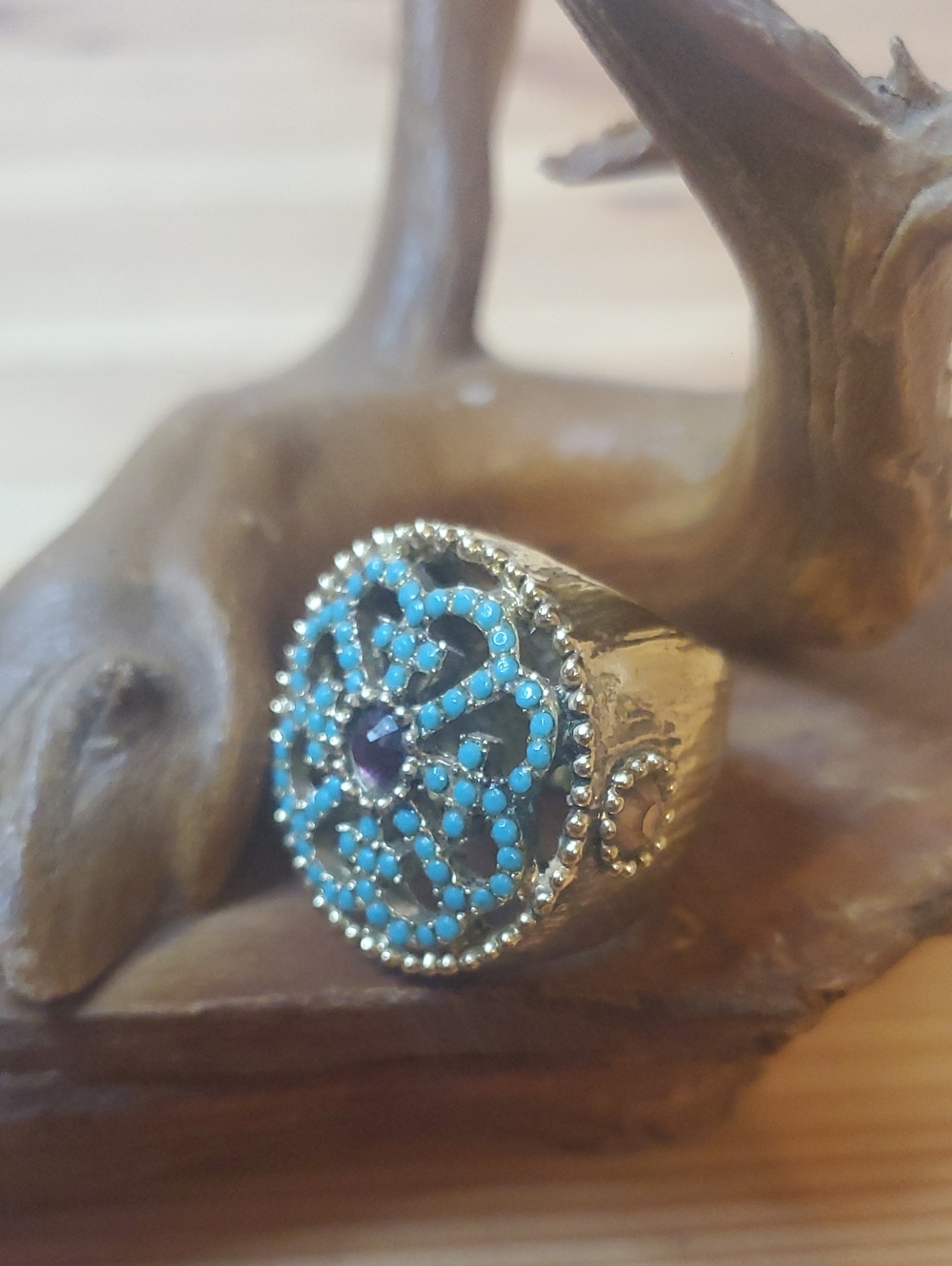 Valesca ring size 8 D